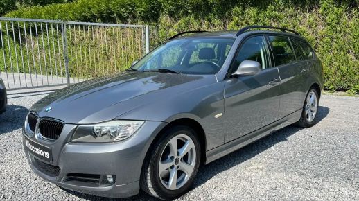 BMW 318 2010