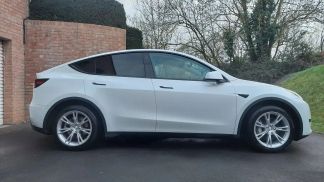 Financování SUV Tesla Model Y 2024