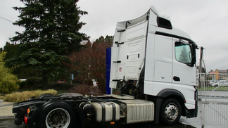 Lízing Traktor MERCEDES ACTROS 2015