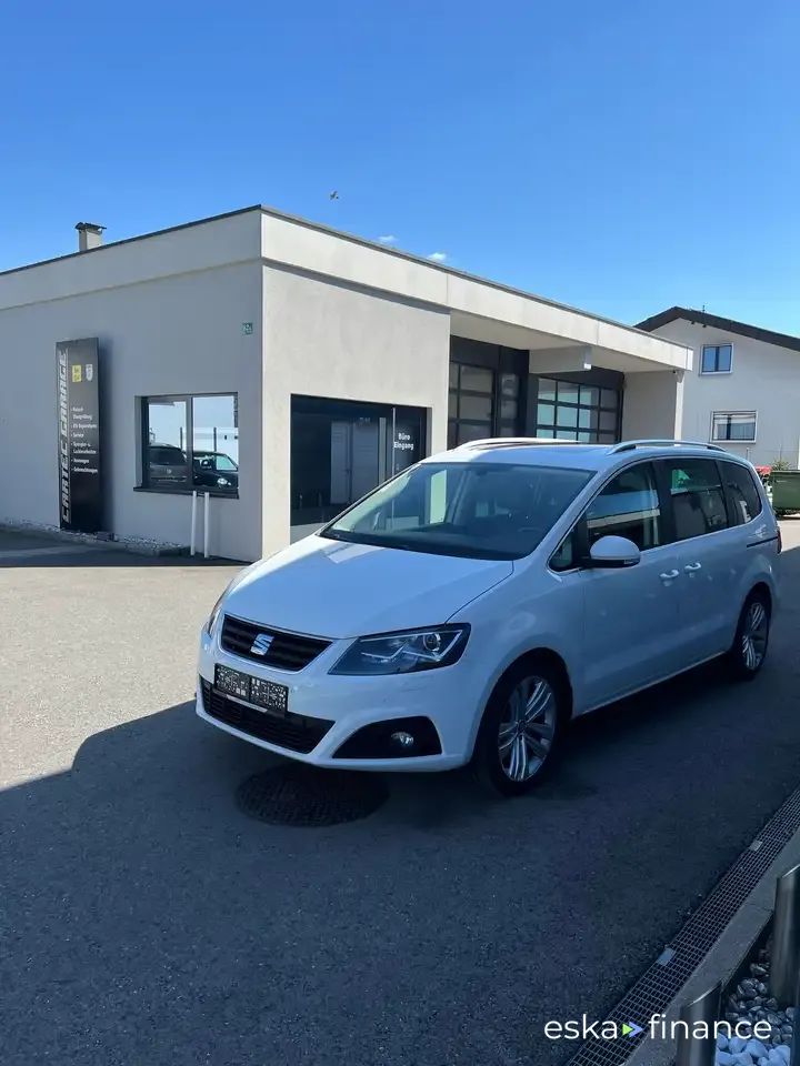Lízing Hatchback Seat Alhambra 2015