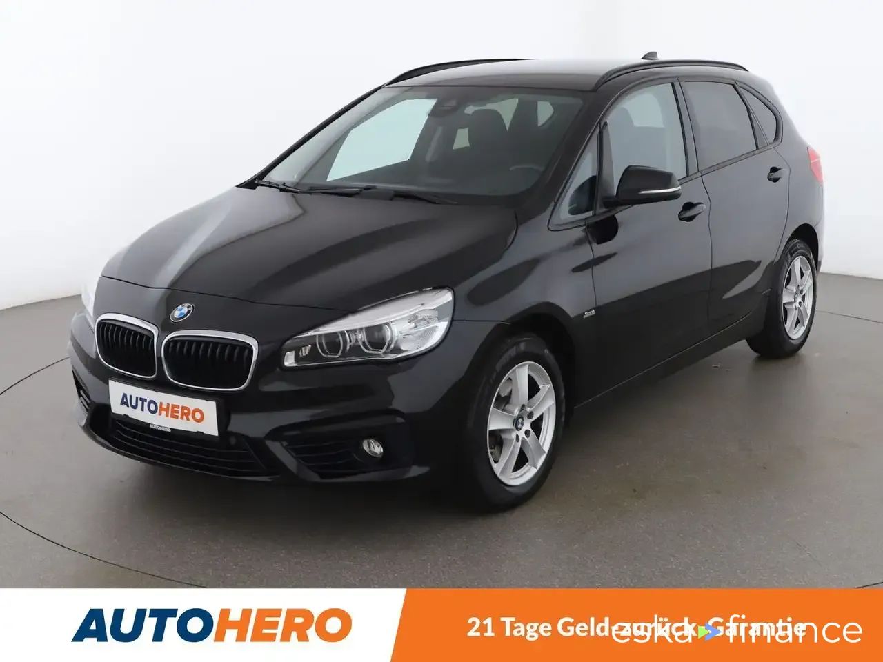 Lízing Hatchback BMW 218 2015