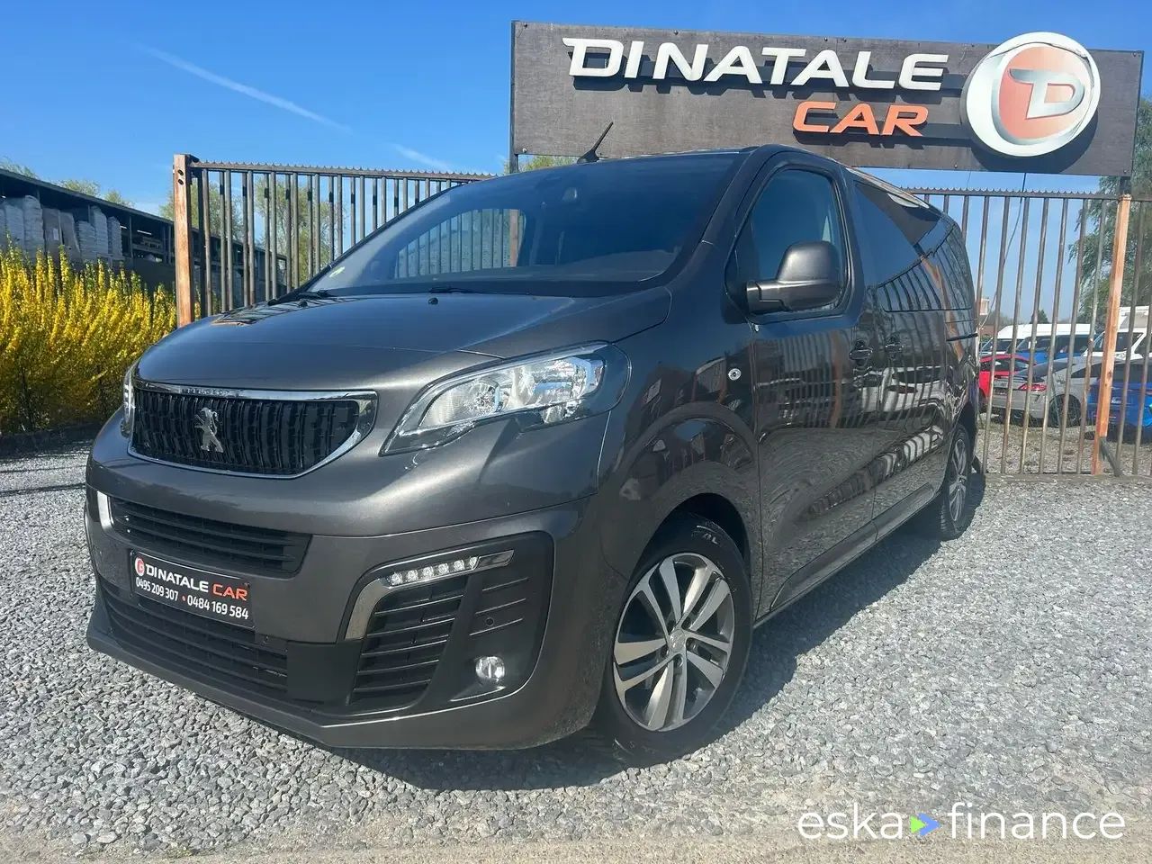Financování Hatchback Peugeot Traveller 2021