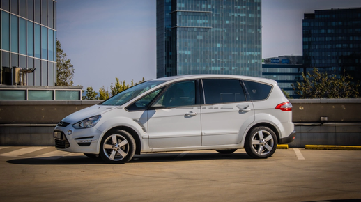 Ford S-Max 2011