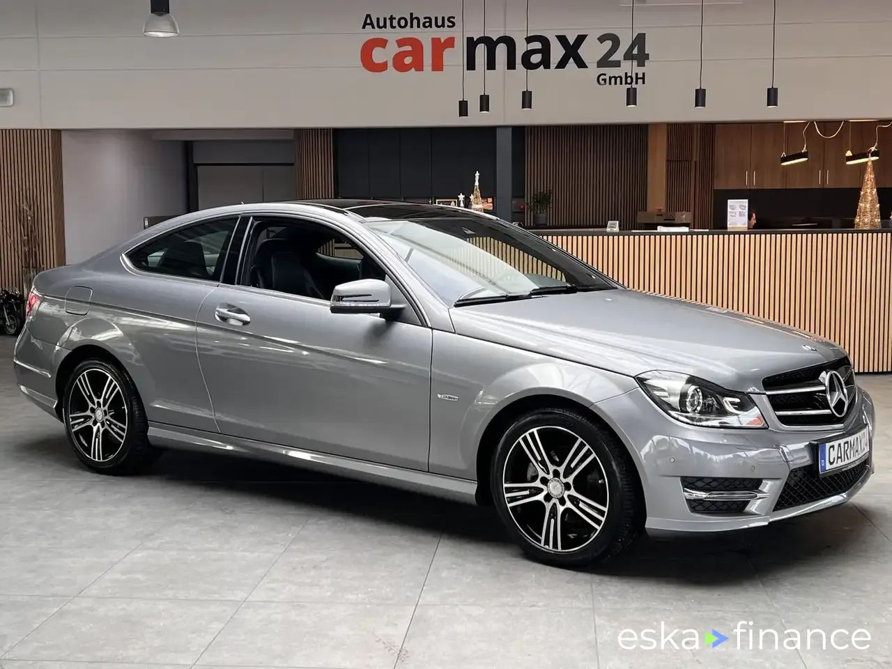 Financování Kupé MERCEDES C 220 2015
