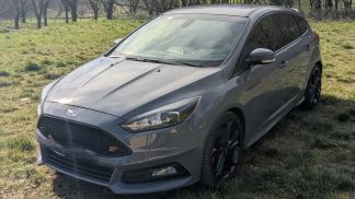 Lízing Sedan Ford Focus 2016
