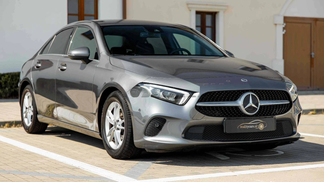 Leasing Van MERCEDES A TRIEDA 2019