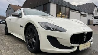 Financování Kupé Maserati Granturismo 2013