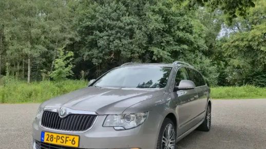 Skoda Superb 2011