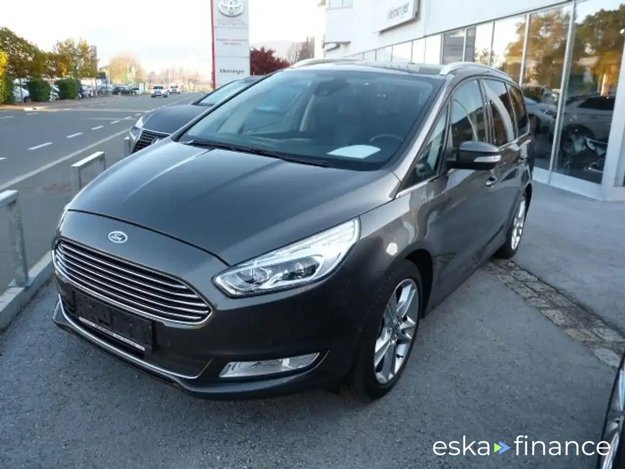 Finansowanie Transport pasażerów Ford Galaxy 2016