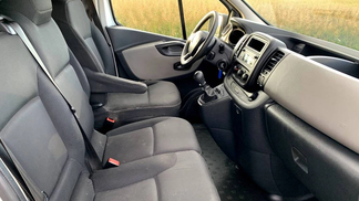 Lízing Uzavretý box Renault Trafic 2014