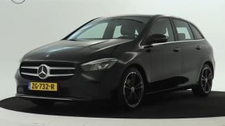 Lízing Hatchback MERCEDES B 180 2019