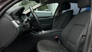 Lízing Sedan BMW 523 2011