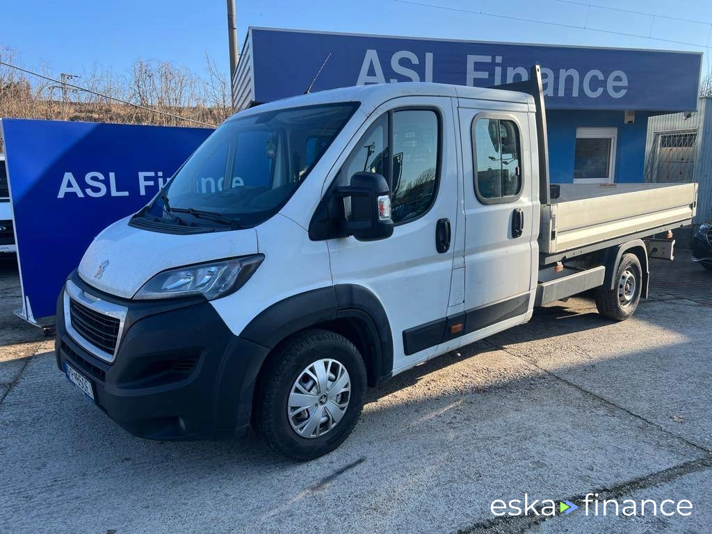 Lízing Sedan Peugeot Boxer 2019