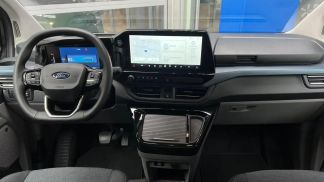 Lízing Hatchback Ford Tourneo Custom 2025