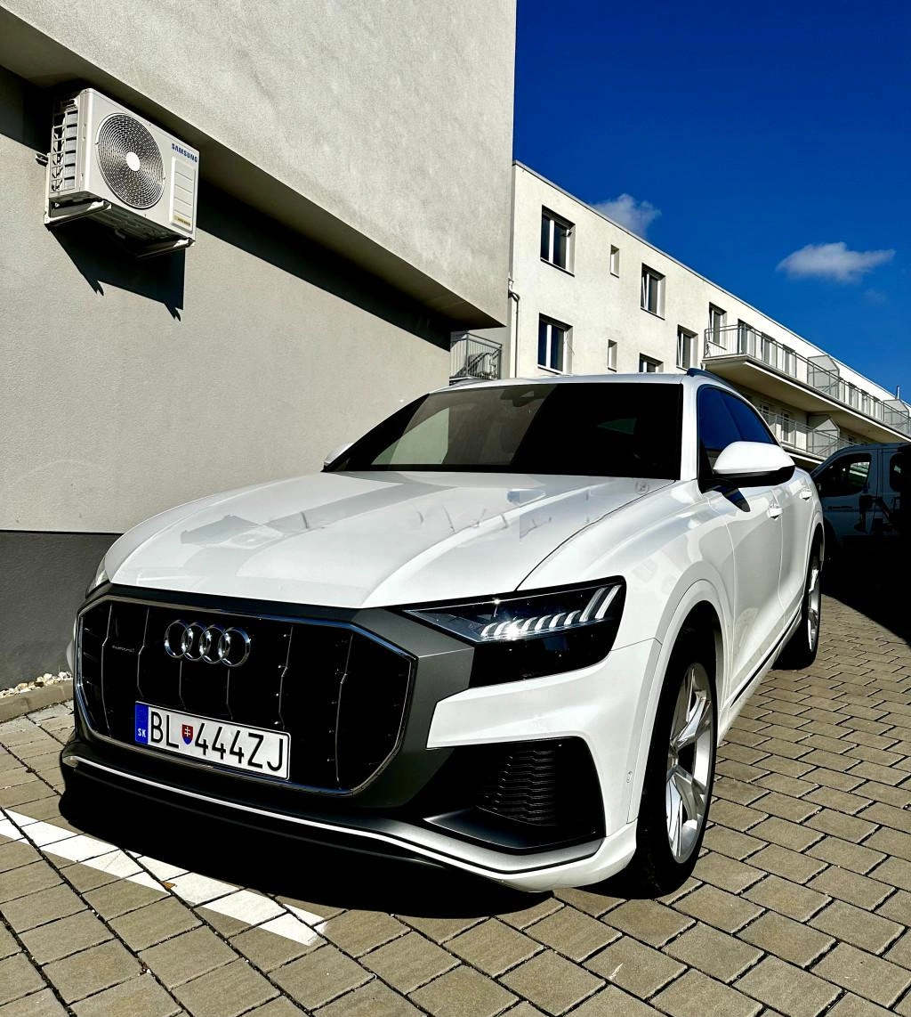 Finansowanie SUV Audi Q8 2020