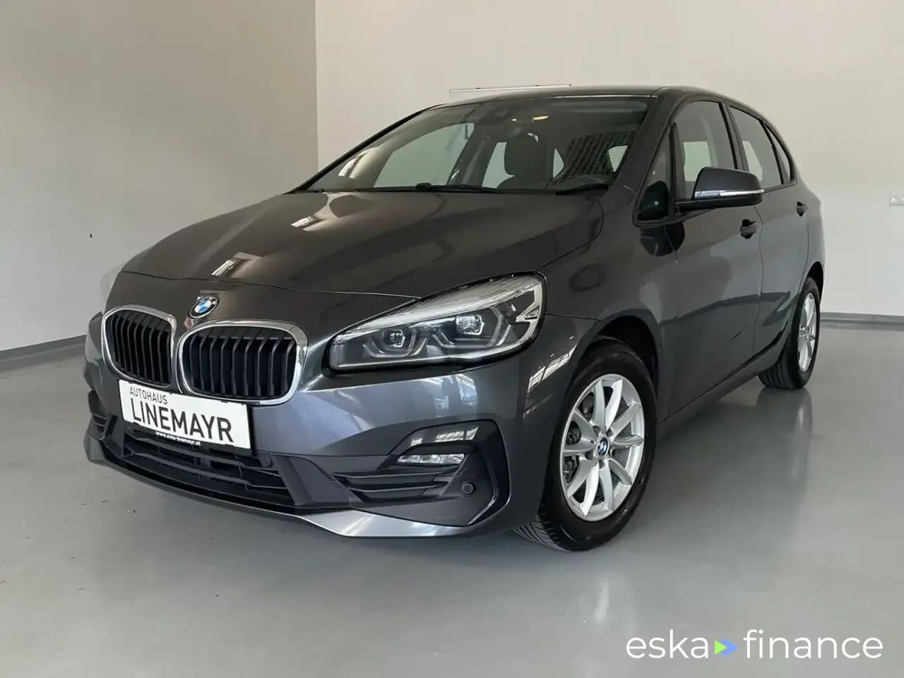 Lízing Hatchback BMW 216 2020