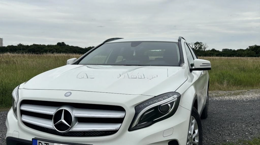 MERCEDES GLA 2016