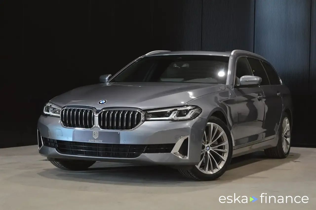 Lízing Kombi BMW 520 2020