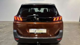 Lízing Hatchback Peugeot 5008 2022