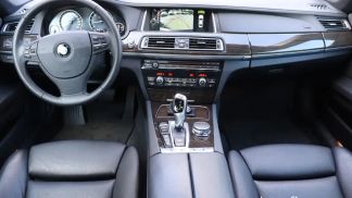 Finansowanie Sedan BMW 750 2013