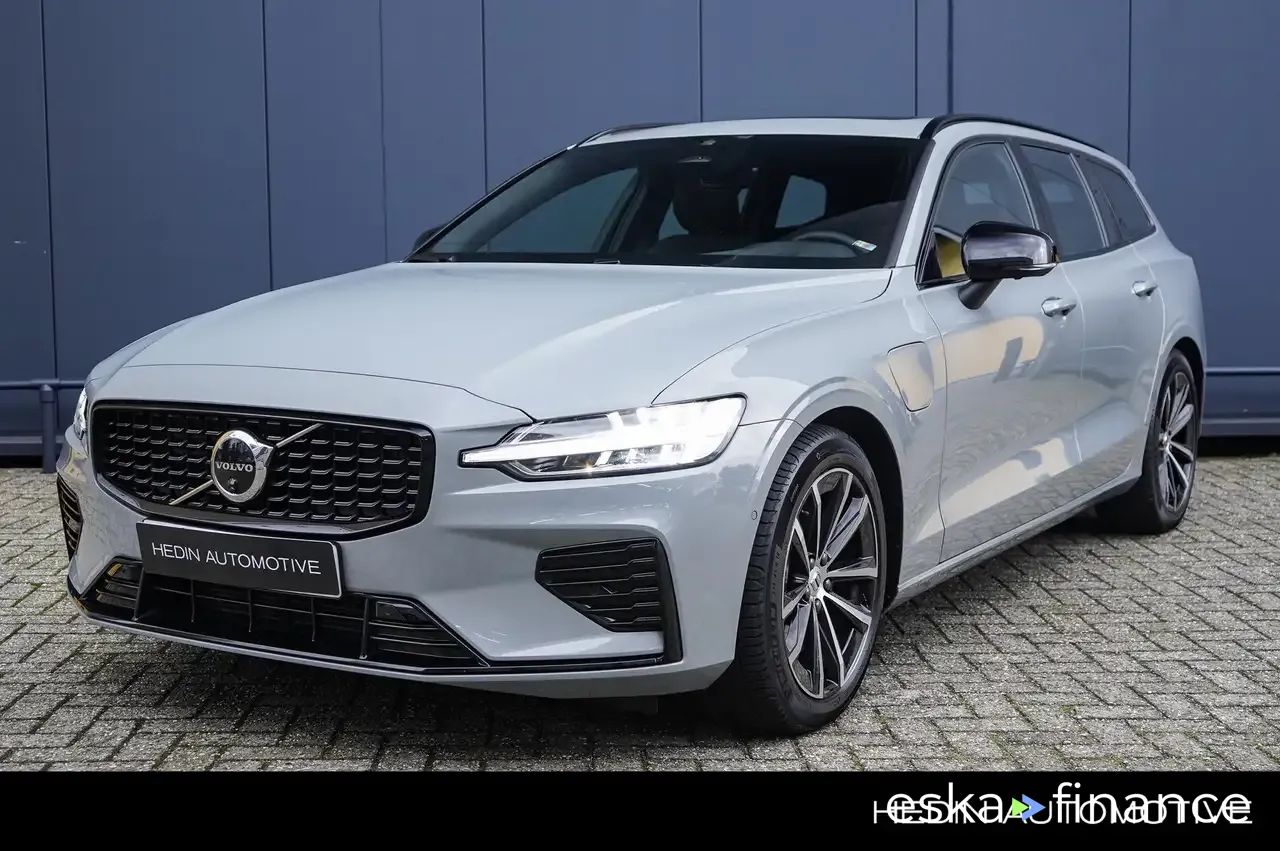 Lízing Kombi Volvo V60 2024