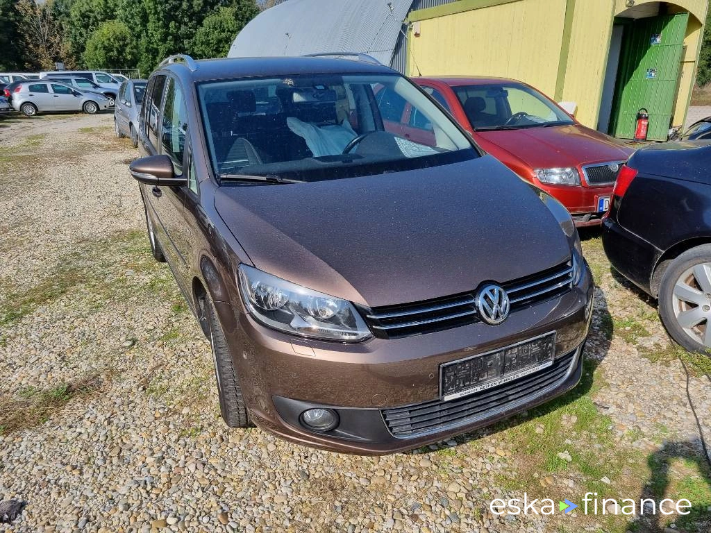 Leasing Passenger transport Volkswagen Touran 2015