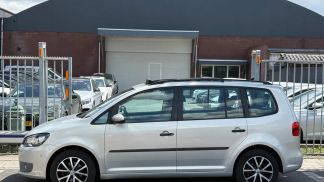 Lízing Hatchback Volkswagen Touran 2011