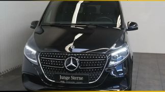 Lízing Hatchback MERCEDES V 300 2024