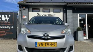 Financování Hatchback Toyota Verso-S 2012