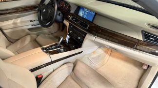 Lízing Sedan BMW 760 2010