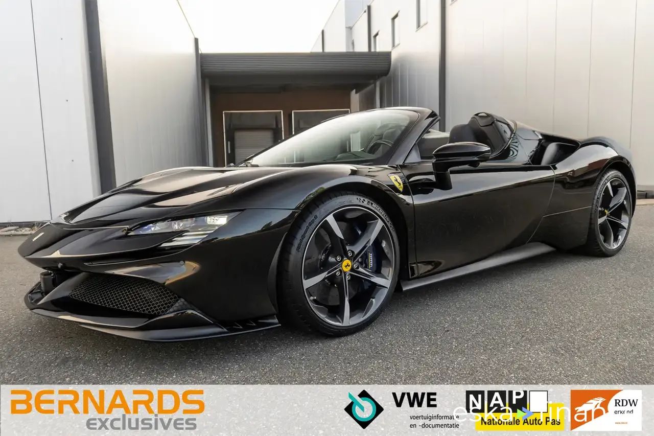Finansowanie Zamienny Ferrari SF90 SPIDER 2024