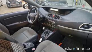 Lízing Hatchback Renault Grand Scenic 2011