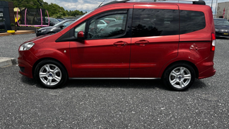 Leasing Le transport des passagers Ford Tourneo Courier 2015