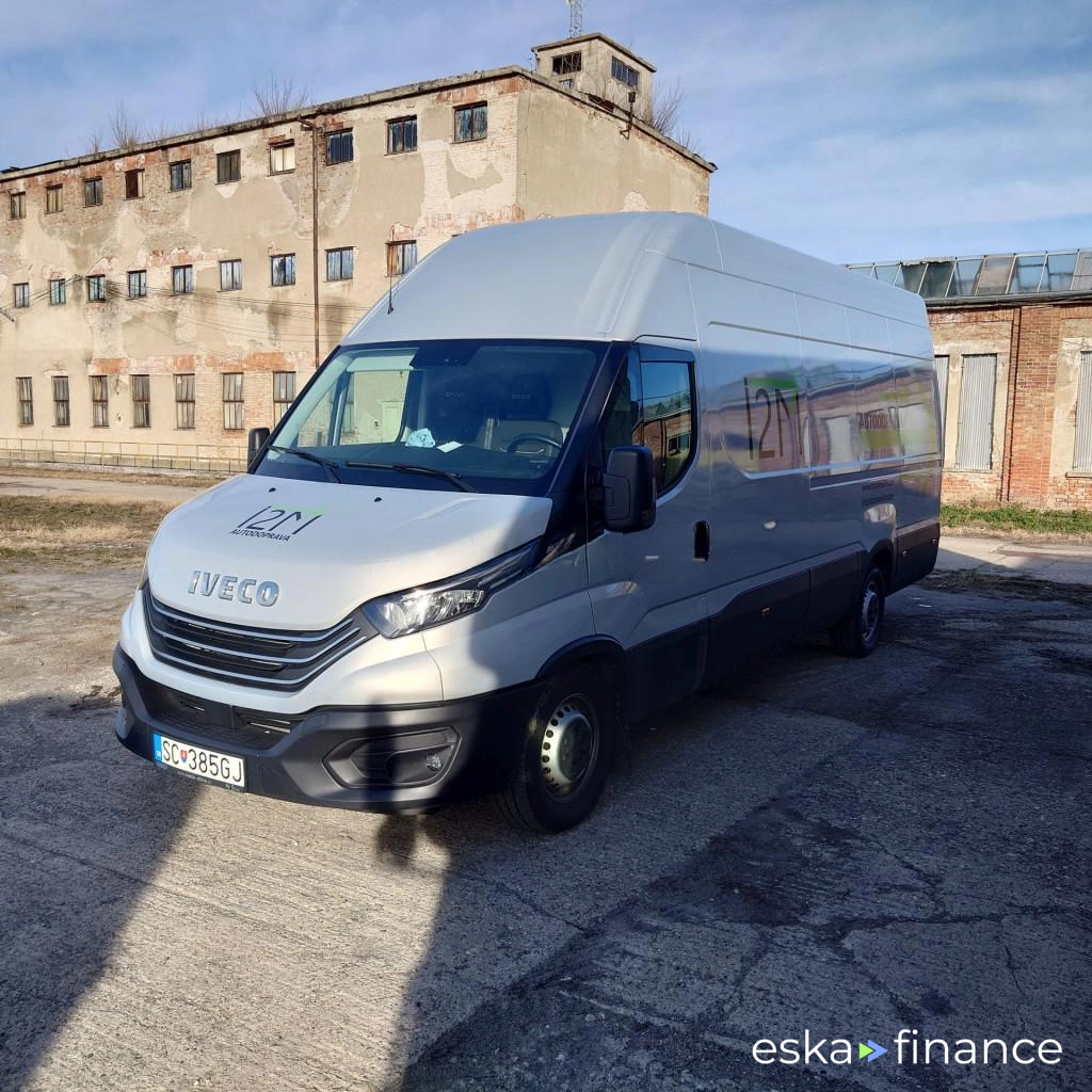 Leasing Van Iveco DAILY 2022