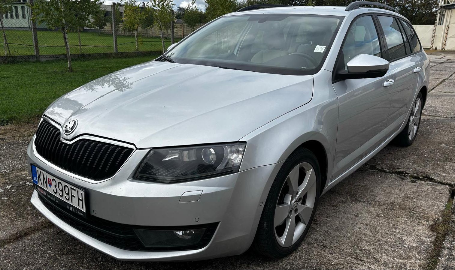 Finansowanie Wóz Skoda OCTAVIA COMBI III 2014