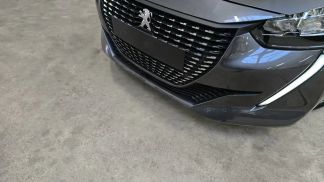 Lízing Sedan Peugeot 208 2025