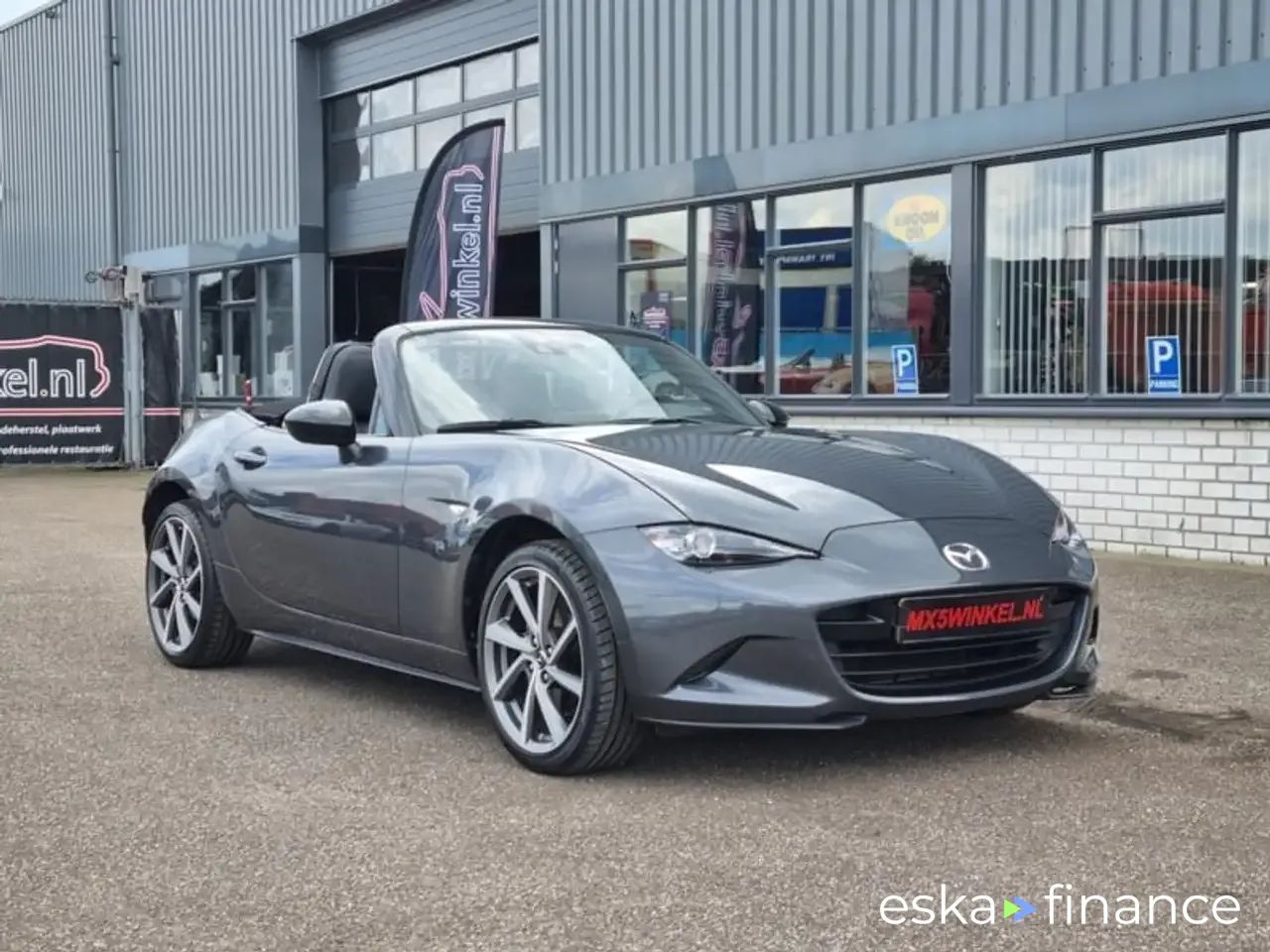 Lízing Kabriolet Mazda MX-5 2015