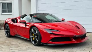 Finansowanie Zamienny Ferrari SF90 SPIDER 2023