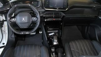 Lízing Hatchback Peugeot 2008 2020