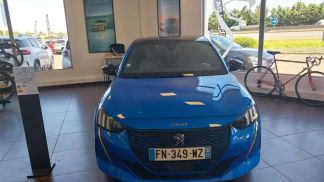 Lízing Sedan Peugeot 208 2020