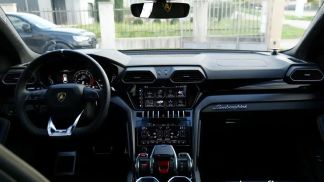 Lízing SUV Lamborghini Urus 2023