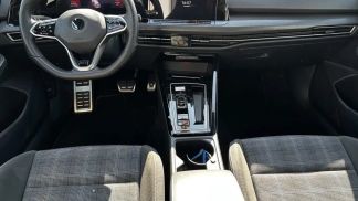 Leasing Sedan Volkswagen Golf 2023