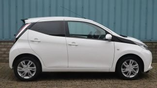 Leasing Hatchback Toyota AYGO 2017