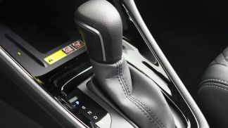 Lízing Hatchback Toyota Yaris 2024