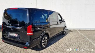 Leasing Hatchback MERCEDES V 220 2023