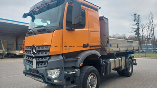 Lízing Nákladné vozidlo s otvorenou karosériou Mercedes-Benz AROCS 2142 2014