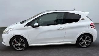 Lízing Hatchback Peugeot 208 2013