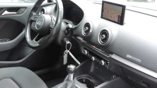 Lízing Hatchback Audi A3 2017