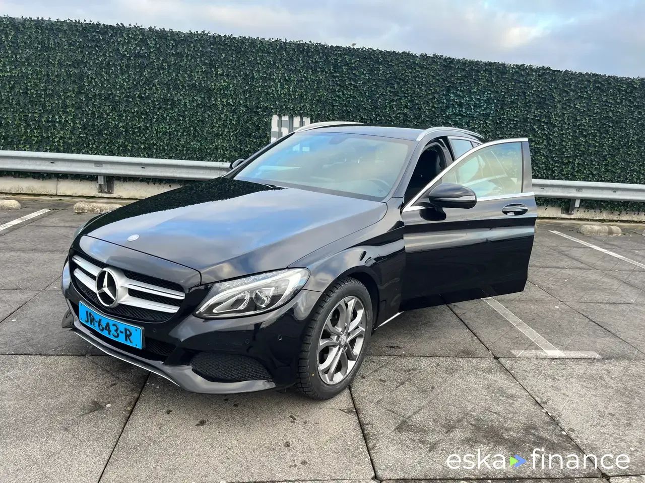 Finansowanie Wóz MERCEDES C 300 2016