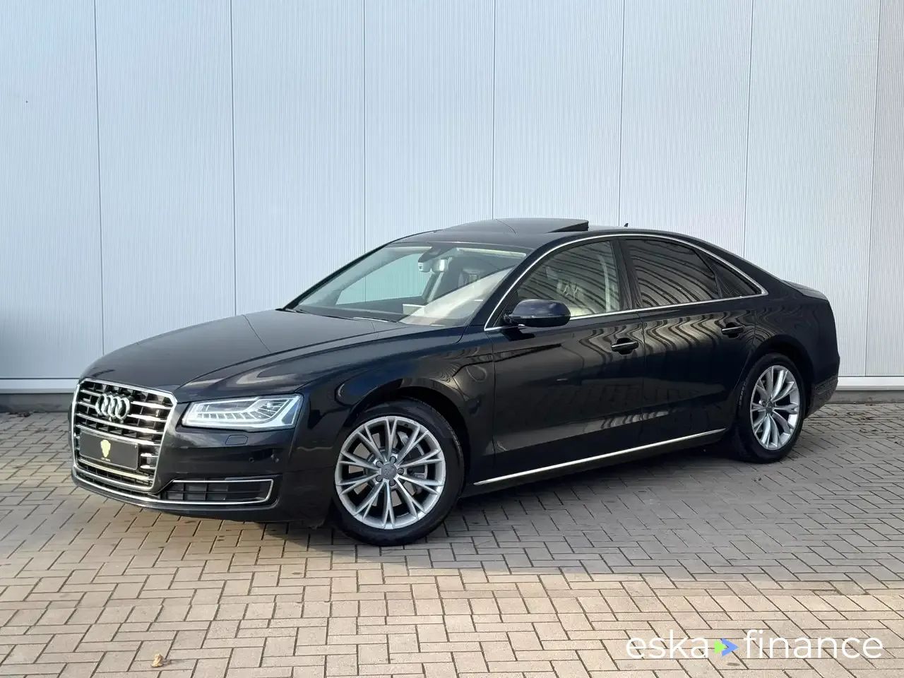 Lízing Sedan Audi A8 2014